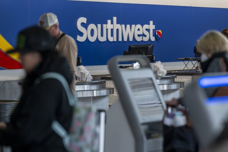 Read more about the article Save up to 40% on Southwest flights, including award redemptions